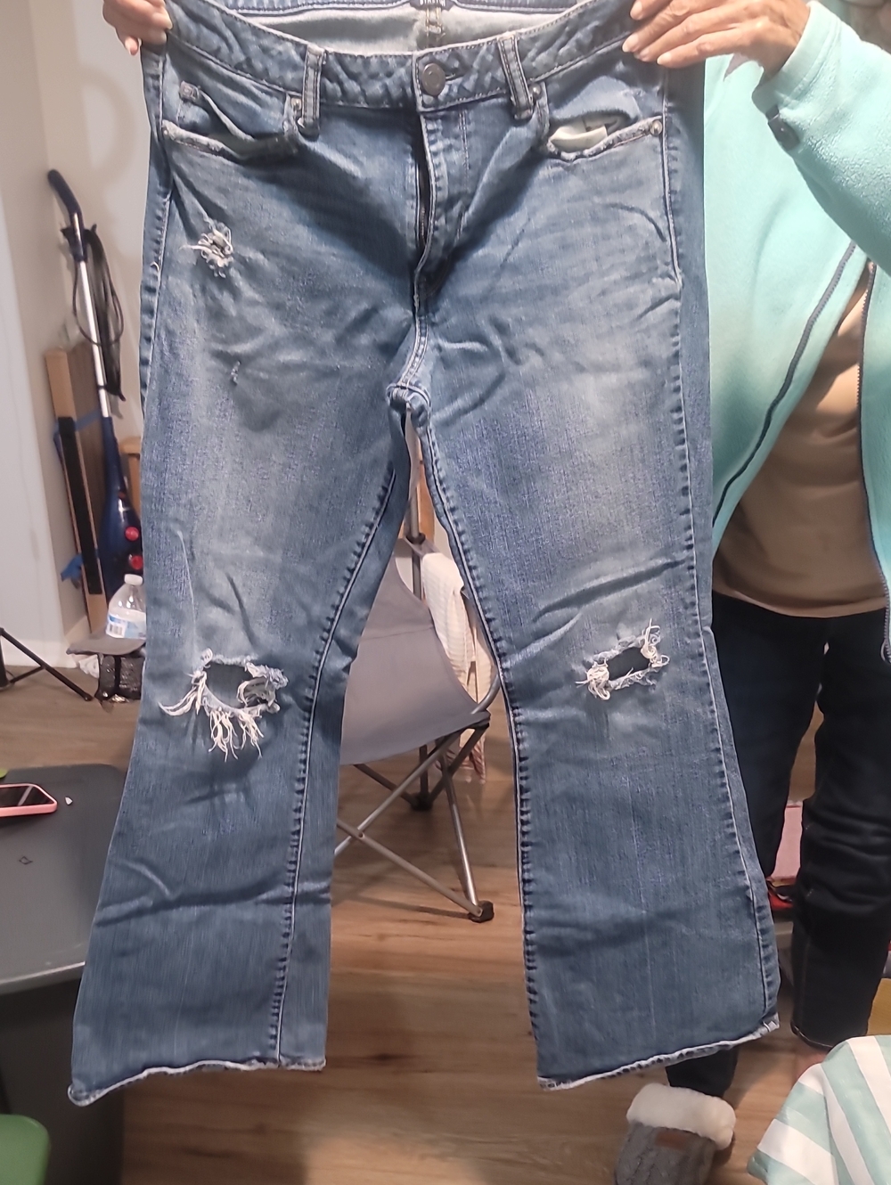 American Eagle Outfitters Light Blue Flare Distressed Jeans - Picture 1 of 3